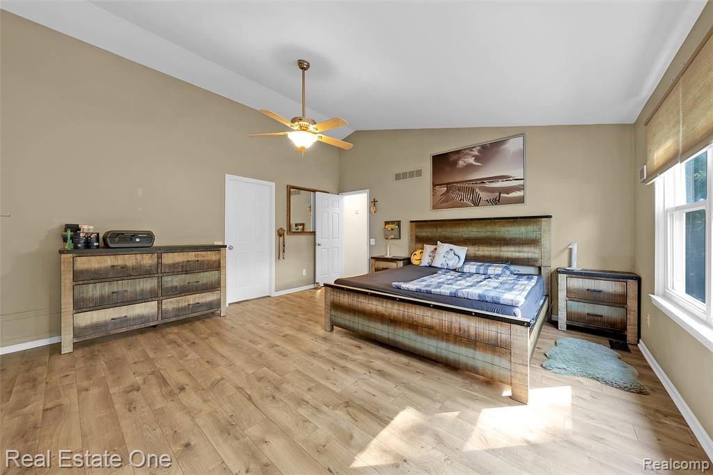 1271 Arms Court Rochester Hills, MI 48307 - Photo 23 of 71