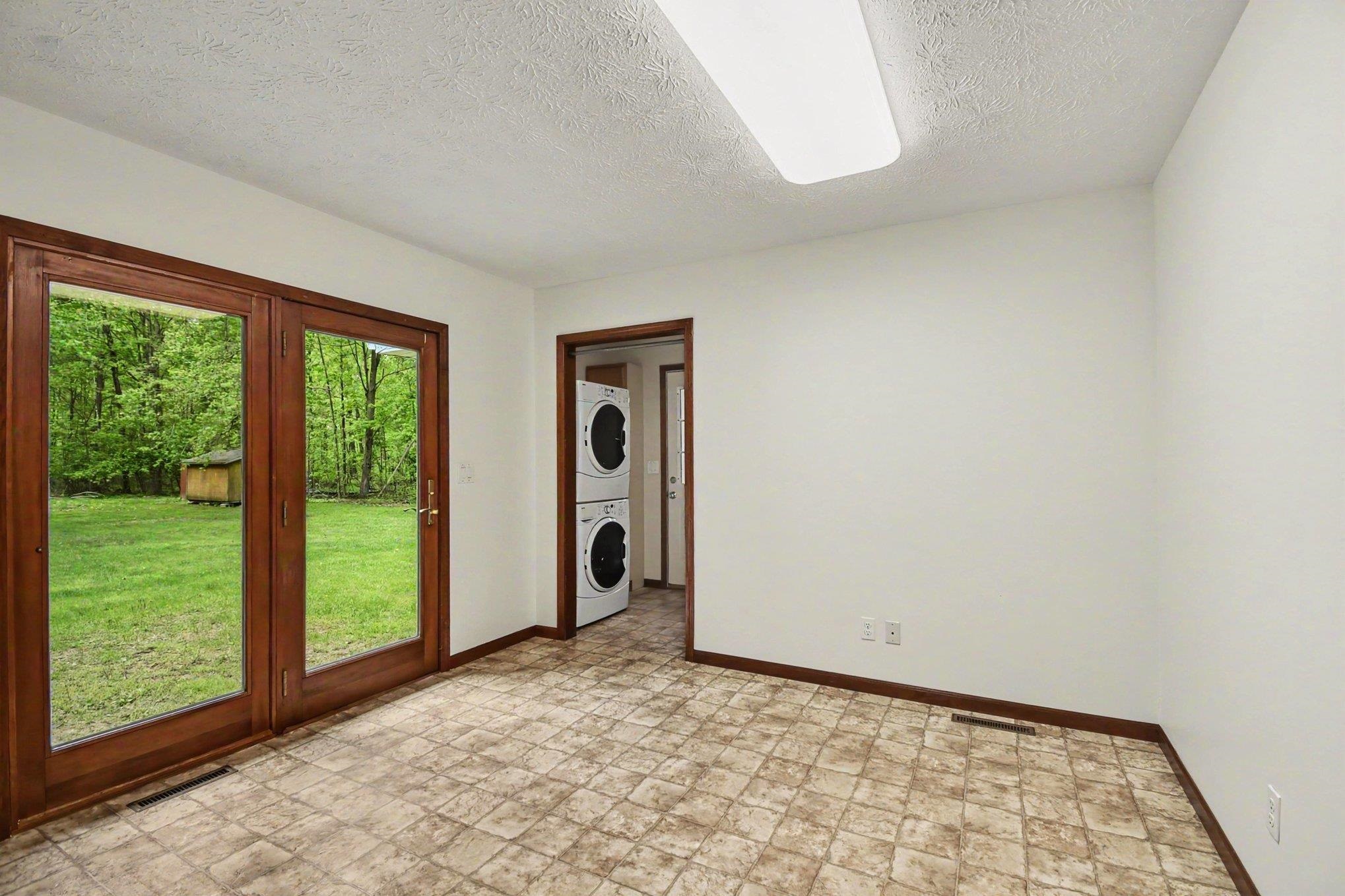 2931 North Carter Road Pinconning, MI 48650 - Photo 7 of 26