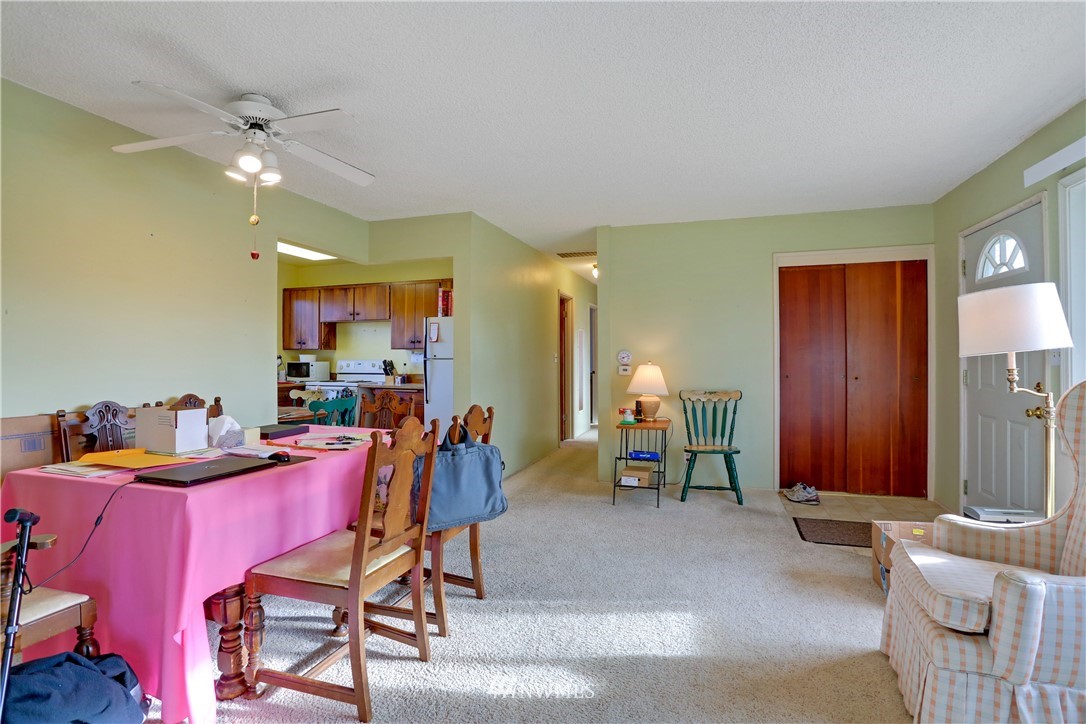 3918 Northeast 23rd Place Renton, WA 98056 - Photo 4 of 21