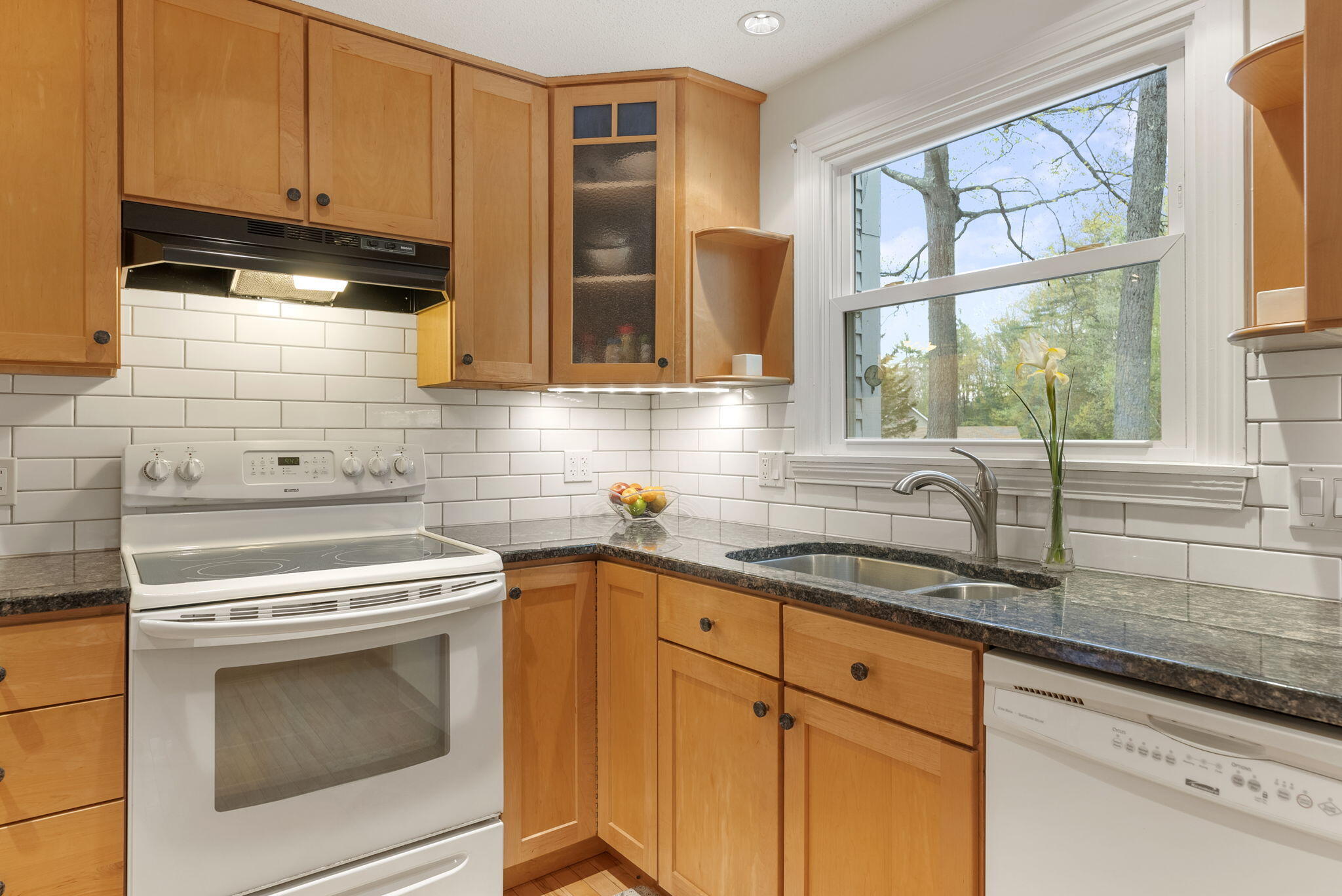 40 Tall Pines Road Scarborough, ME 04074 - Photo 26 of 59 32-web-or-mls-DSC03429