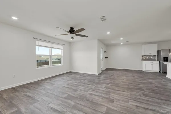 $2,150 | 5557 Galahad Trail, Milton, FL 32583