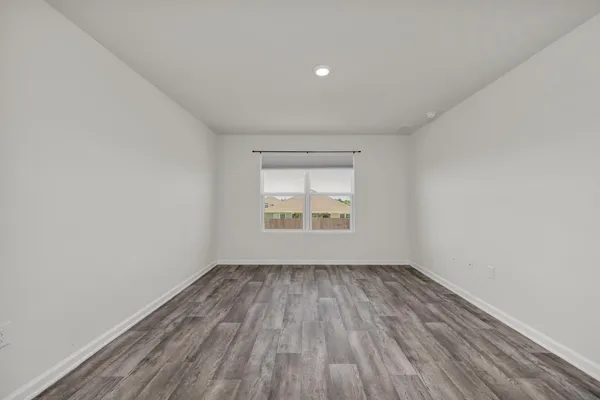 $2,150 | 5557 Galahad Trail, Milton, FL 32583