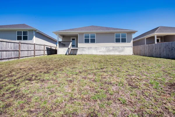 $2,150 | 5557 Galahad Trail, Milton, FL 32583