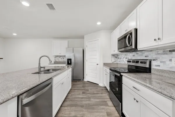 $2,150 | 5557 Galahad Trail, Milton, FL 32583