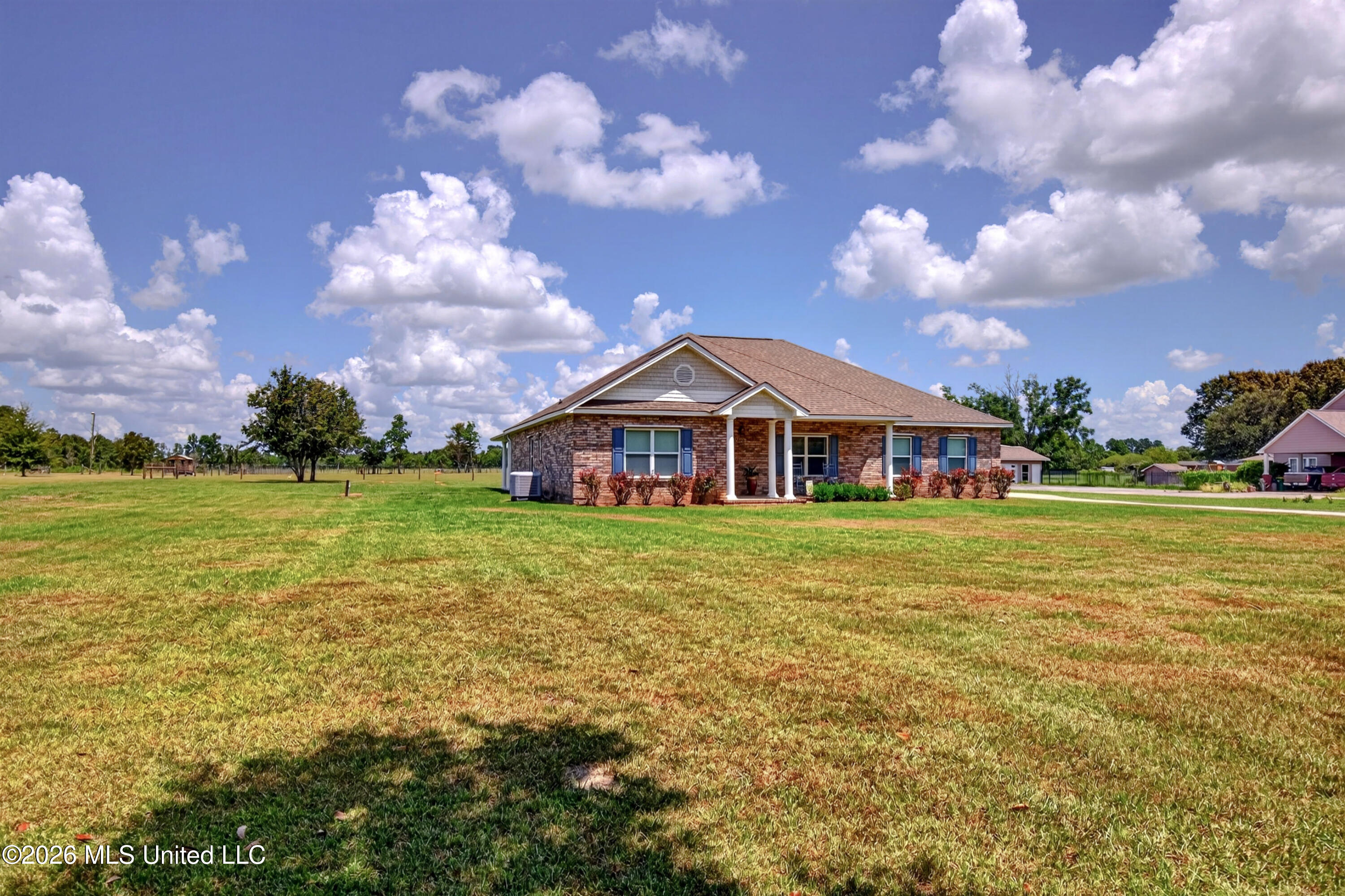 8101 Pecan Ridge Drive Moss Point, MS 39562 - Photo 7 of 67 8101PecanRidgeRd.-6