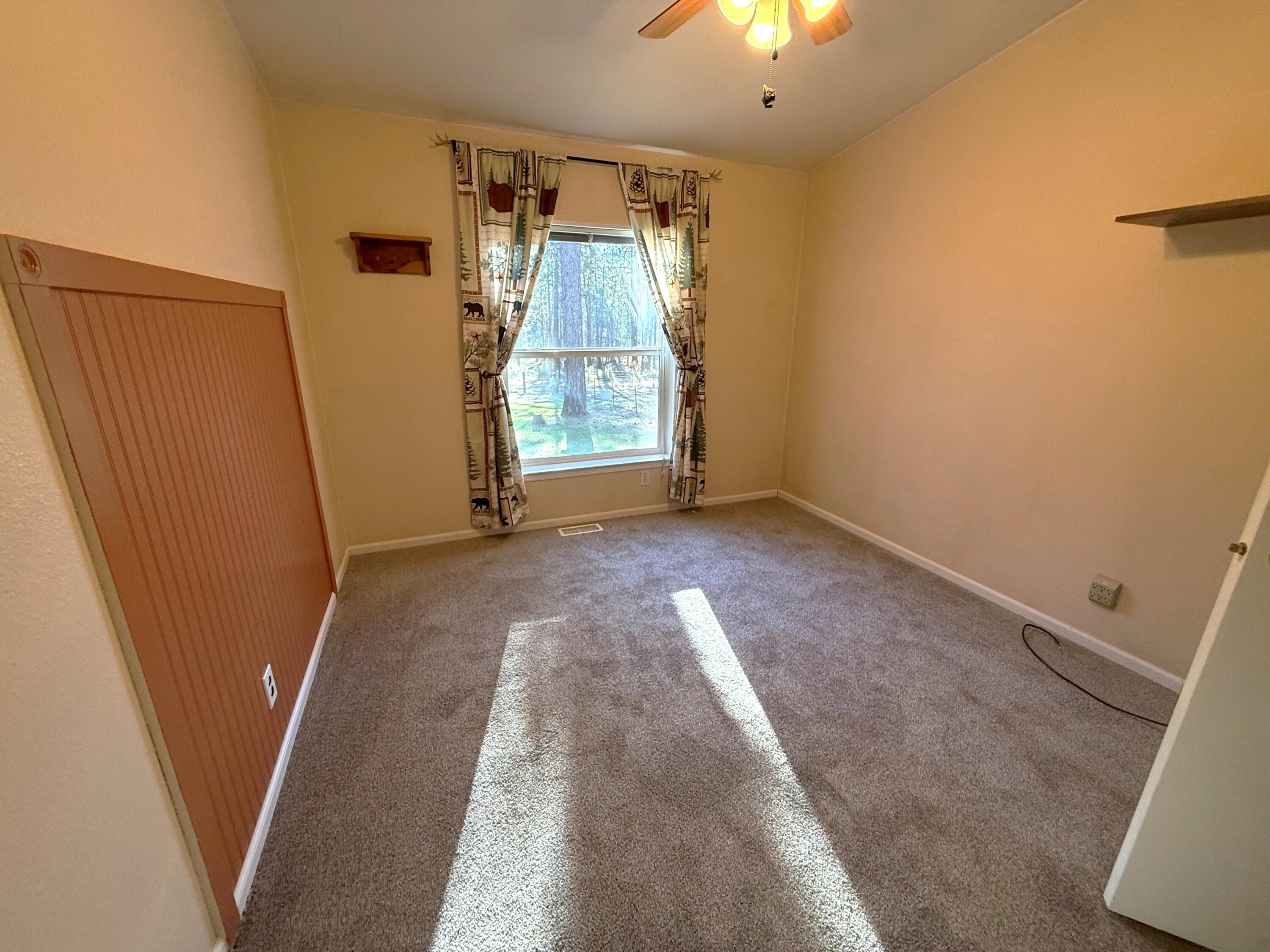 7623 Prairie Dog Drive Bonanza, OR 97623 - Photo 20 of 51 Bedroom 3