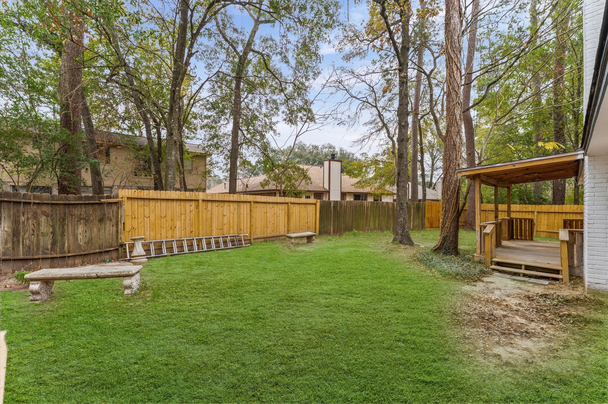 30 North Drifting Leaf Court Spring, TX 77380 - Photo 40 of 42 Virtually enhanced grass