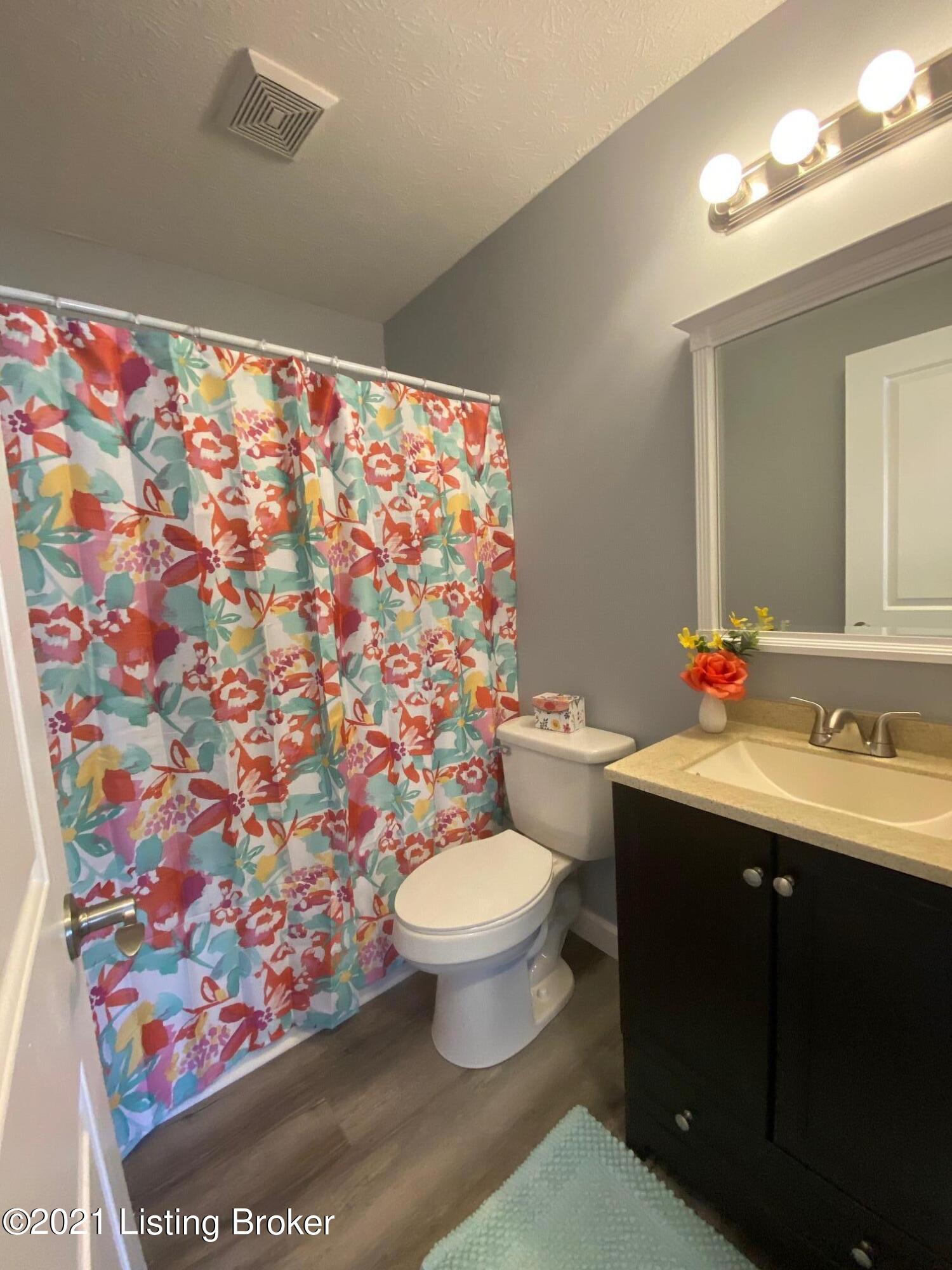 1518 West Elm Road Radcliff, KY 40160 - Photo 8 of 29 IMG_5245