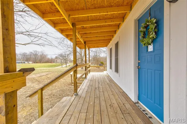 $168,900 | 255 Tanoak Avenue, Shipman, IL 62685