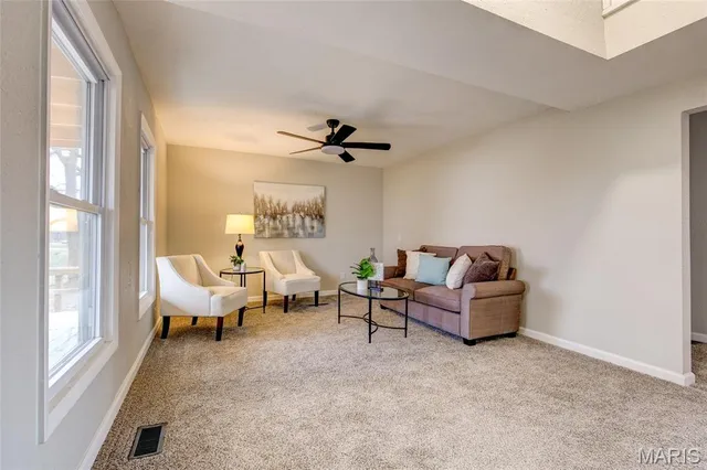 $168,900 | 255 Tanoak Avenue, Shipman, IL 62685