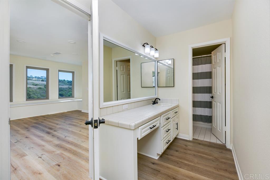 1575 Hawk View Drive Encinitas, CA 92024 - Photo 21 of 25