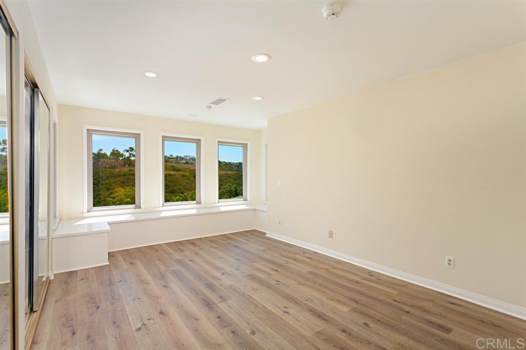 1575 Hawk View Drive Encinitas, CA 92024 - Photo 22 of 25