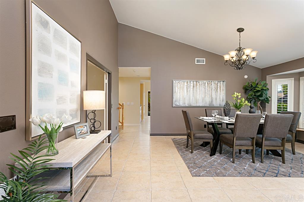 1575 Hawk View Drive Encinitas, CA 92024 - Photo 4 of 25
