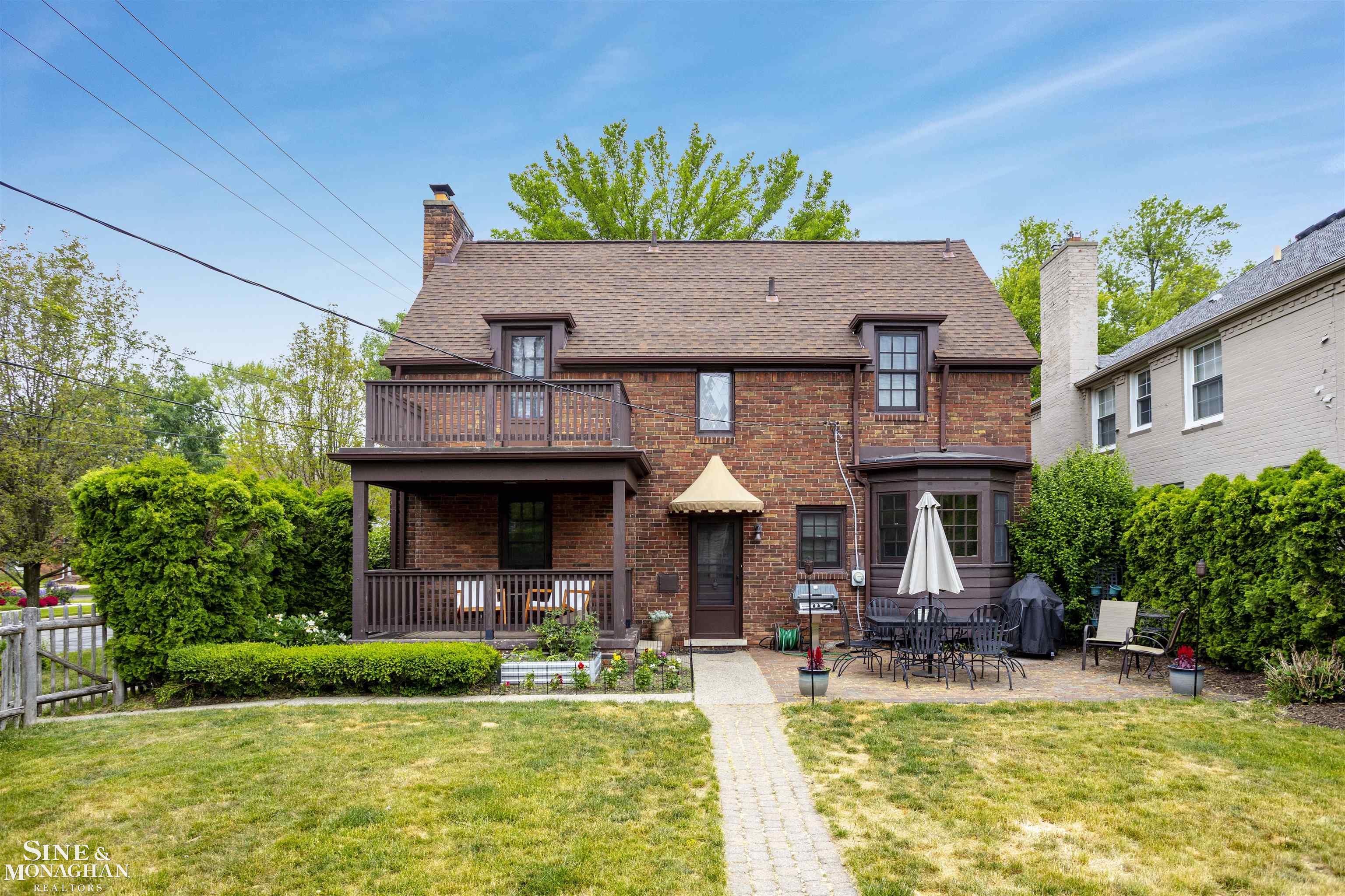 293 Moran Road Grosse Pointe, MI 48236 - Photo 32 of 41 50112012-31.JPG