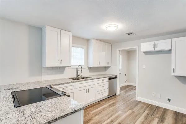 $1,750 | 2216 Marburg Street, Dallas, TX 75215