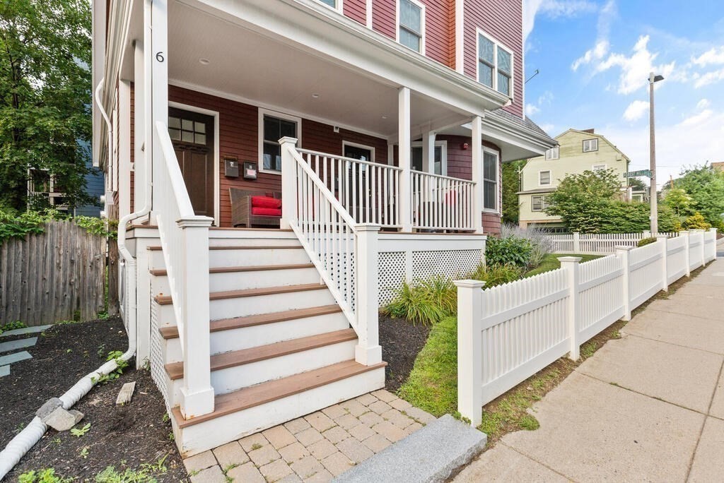 6 Peter Parley Road, Unit 3 Boston, MA 02130 - Photo 3 of 23