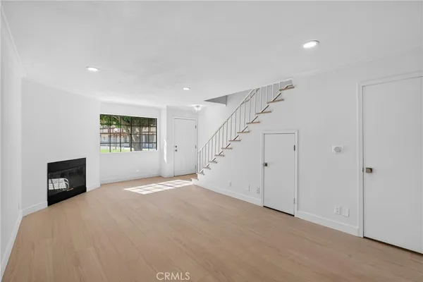 $595,000 | 9325 Sunland Park Drive, Unit 2, Sun Valley, CA 91352