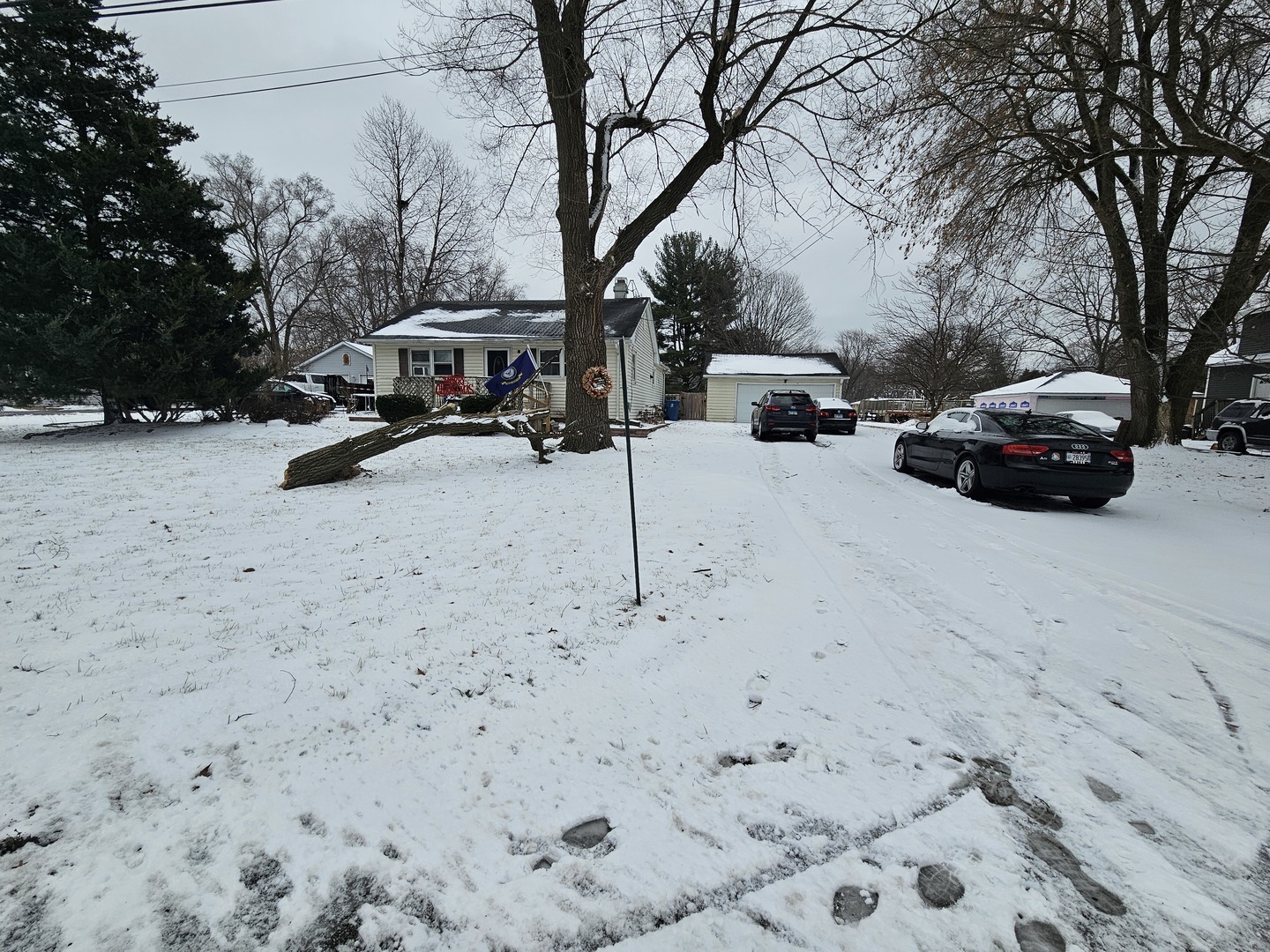 10N827 Hawthorne Street Elgin, IL 60123 - Photo 11 of 11