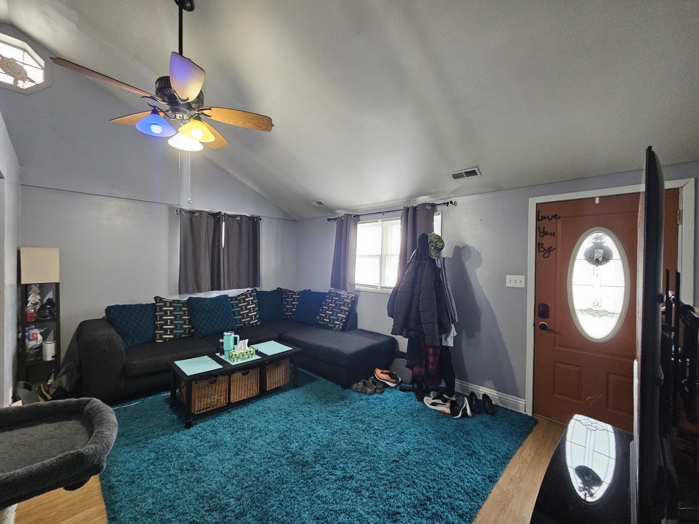 10N827 Hawthorne Street Elgin, IL 60123 - Photo 2 of 11