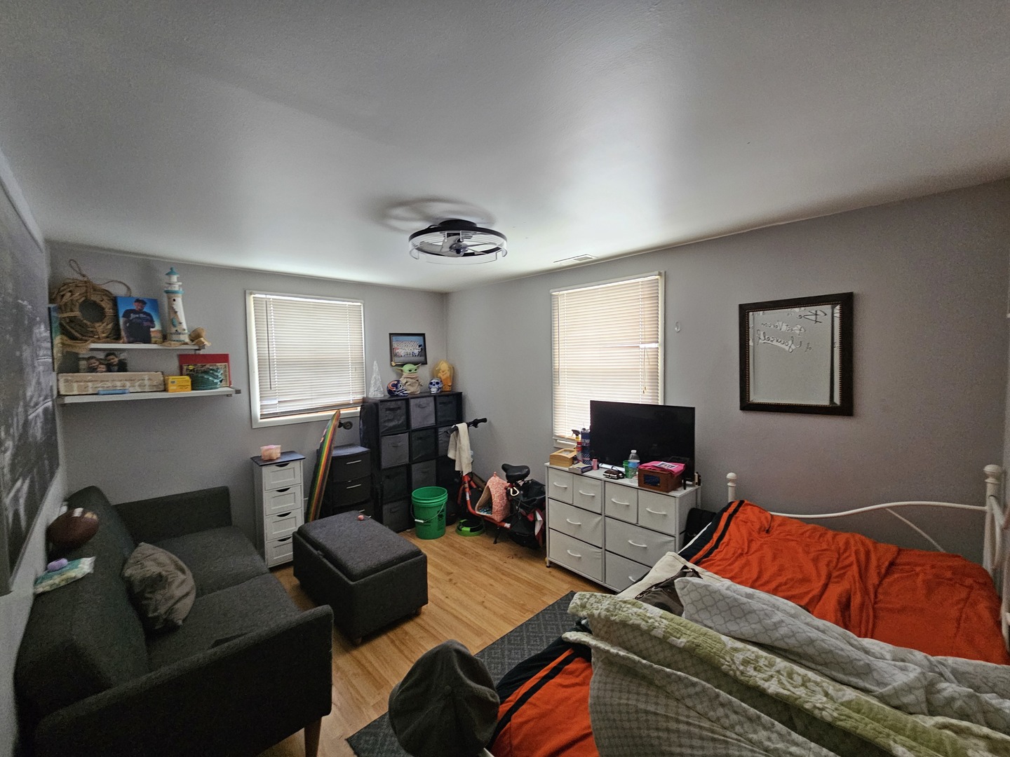 10N827 Hawthorne Street Elgin, IL 60123 - Photo 10 of 11