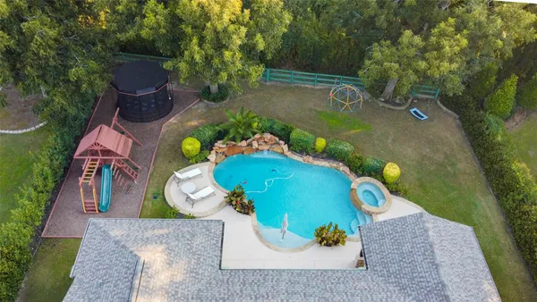 $6,000 | 5323 Lake Hill Farm Way, Fulshear, TX 77406