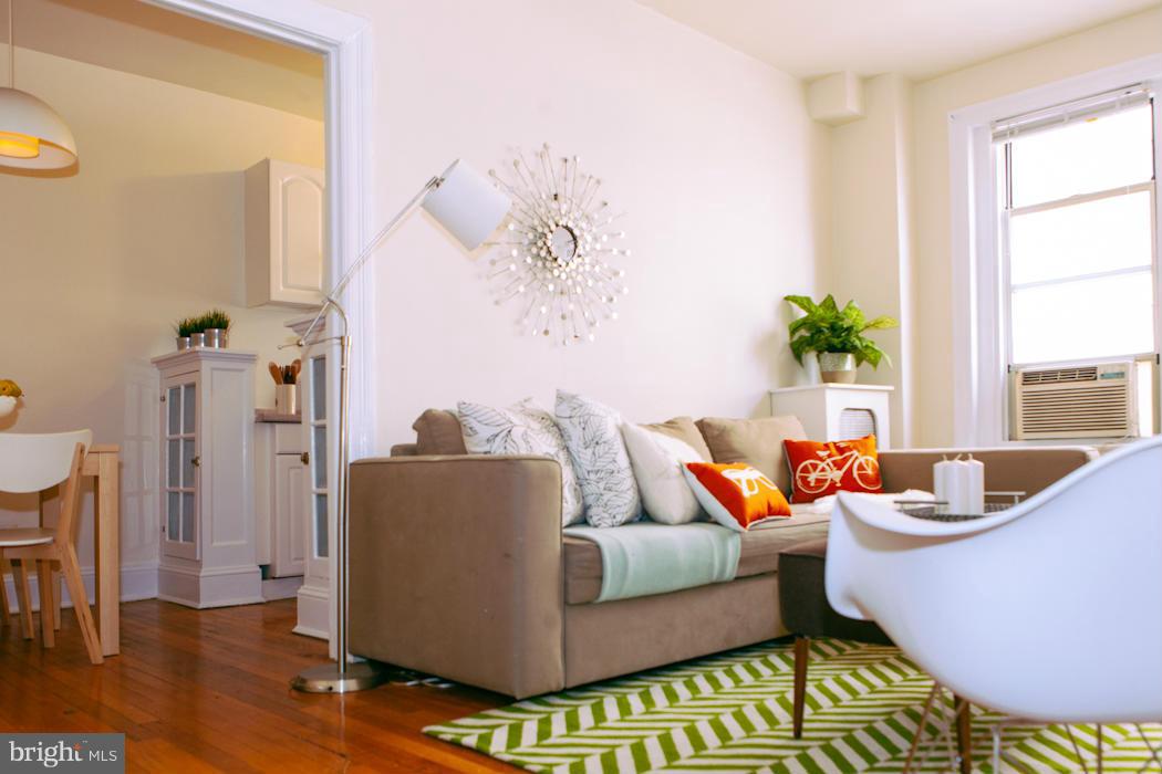 1954 Columbia Road Northwest, Unit 307 Washington, DC 20009 - Photo 5 of 22 Interior (General)