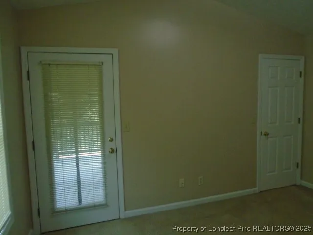 $950 | 1002 Brookhollow Drive, Unit 11, Fayetteville, NC 28314