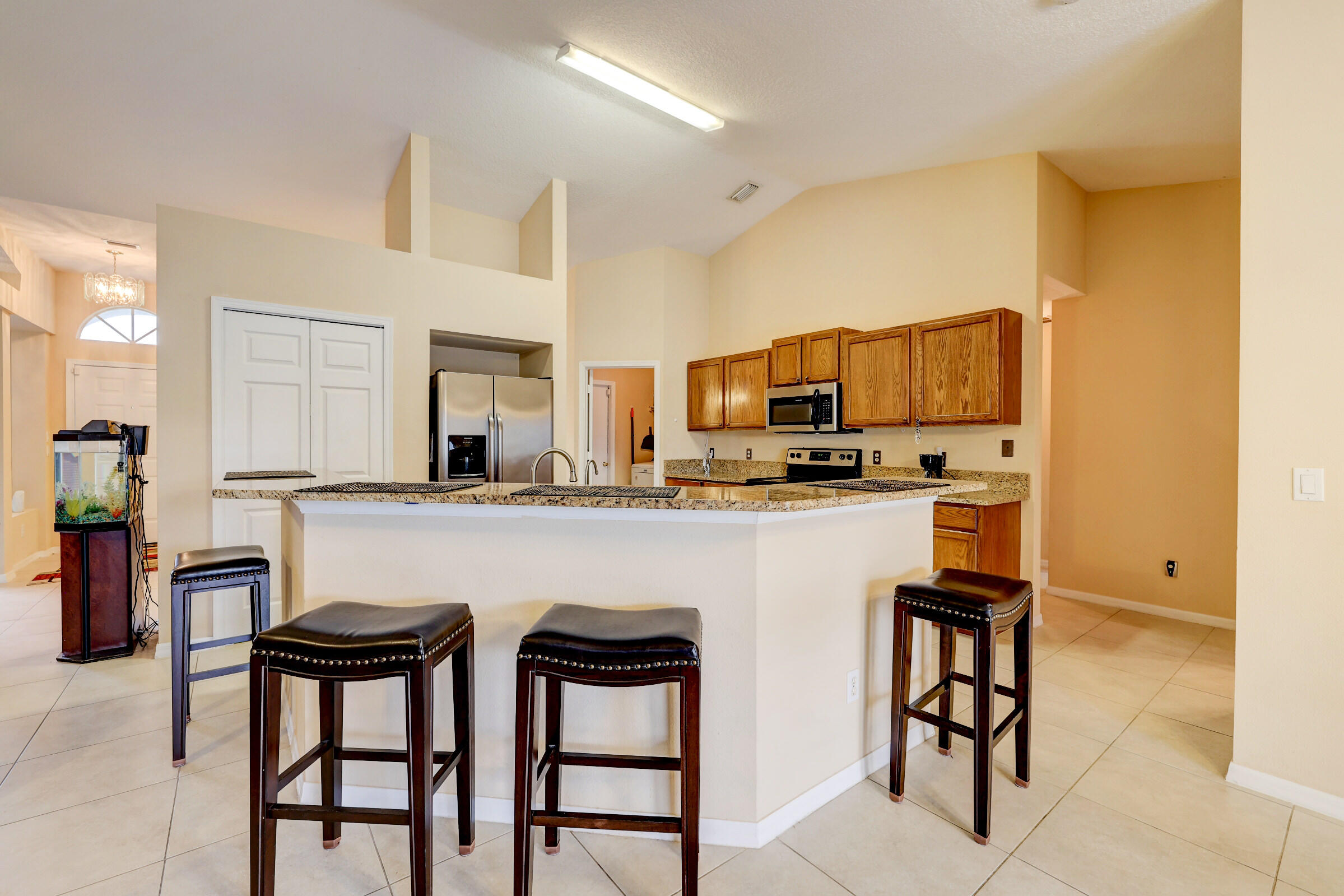 1001 Southwest Bay State Road Port St. Lucie, FL 34953 - Photo 13 of 35 13_632a9680_1_2_3_4