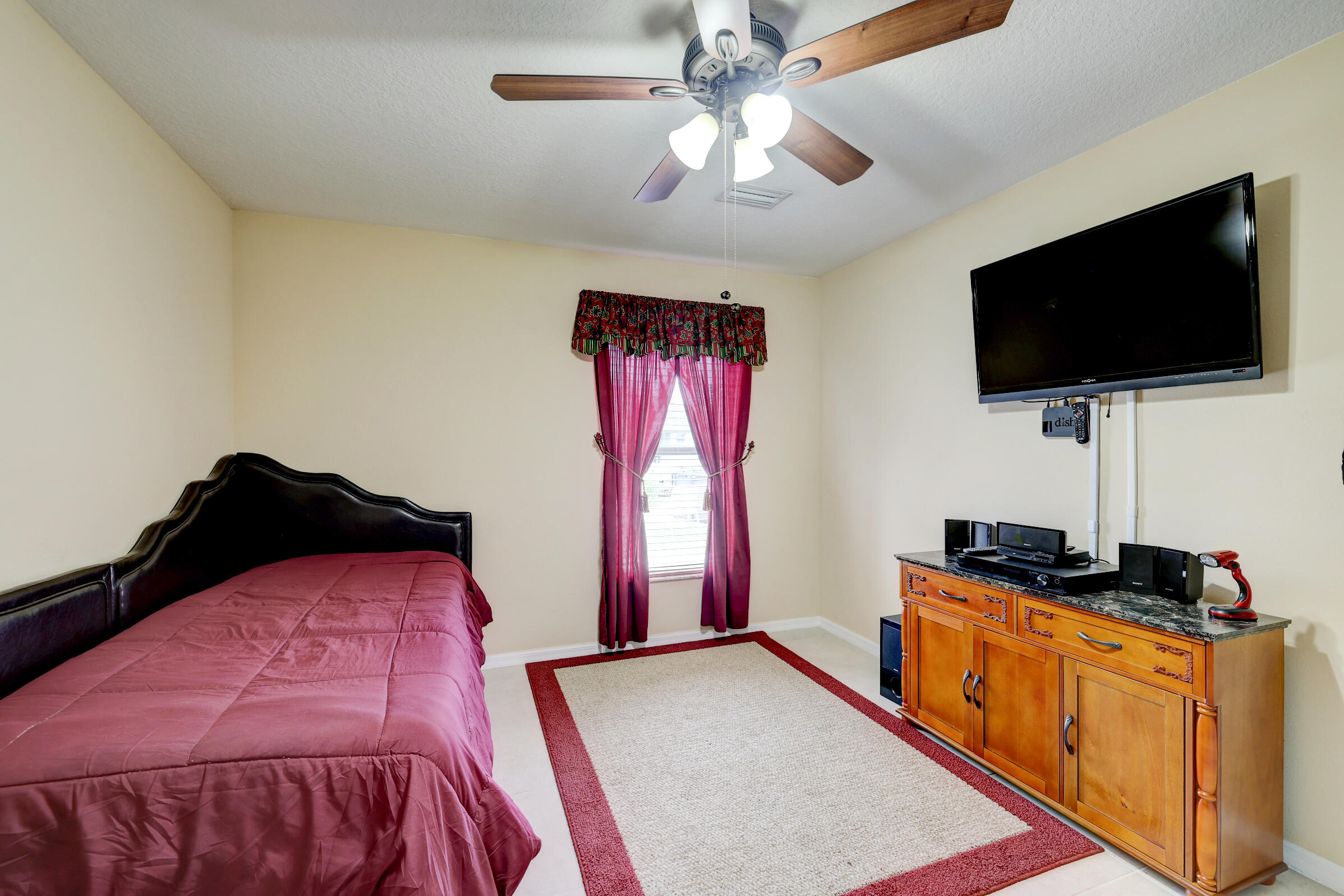 1001 Southwest Bay State Road Port St. Lucie, FL 34953 - Photo 25 of 35 25_632a9740_1_2_3_4