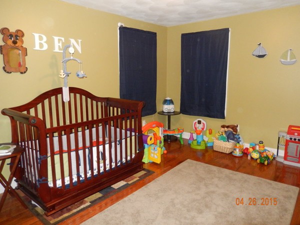 19 Briarcliffe Road Cranston, RI 02910 - Photo 9 of 11 Gallery Image 9