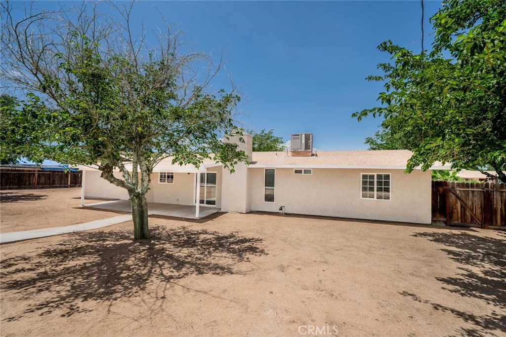 13913 Cronese Road Apple Valley, CA 92307 - Photo 27 of 29 Back