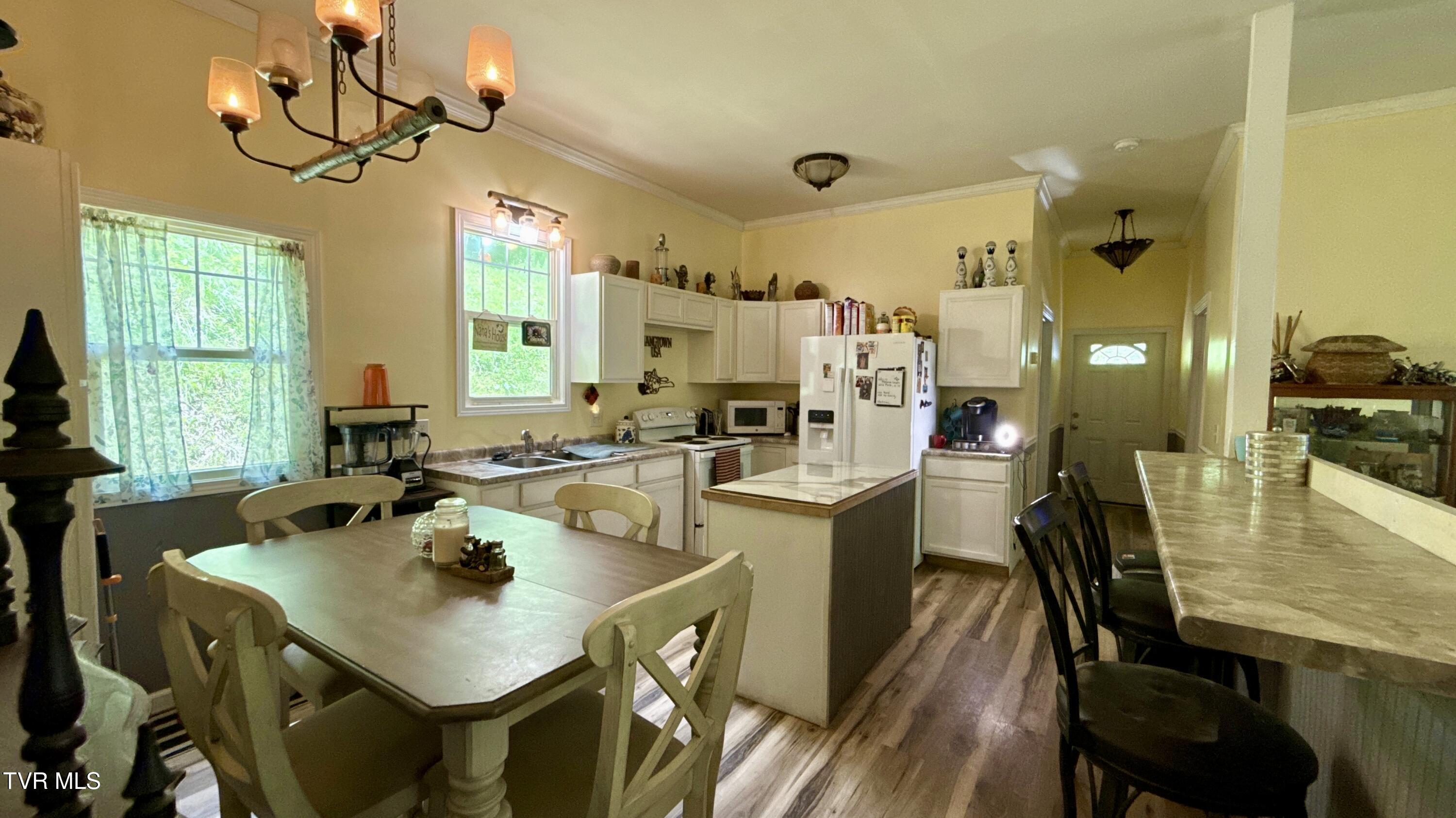 671 Antioch Road Mountain City, TN 37683 - Photo 6 of 41 EDRAE0224