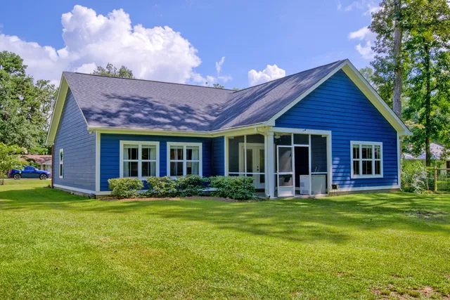 $360,000 | 1226 Ot Wallace Boulevard, Moncks Corner, SC 29461