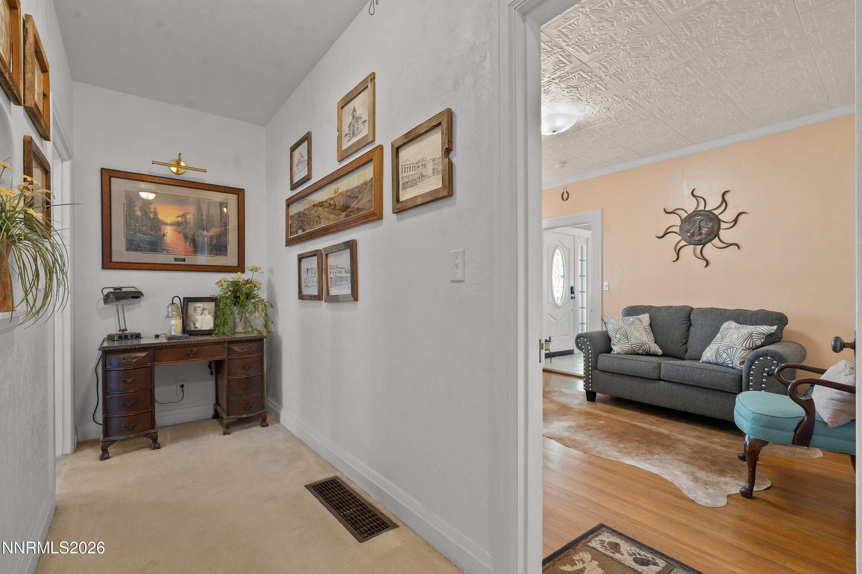 90 South Allen Street Fallon, NV 89406 - Photo 18 of 41 a living room with furniture and a flat screen tv