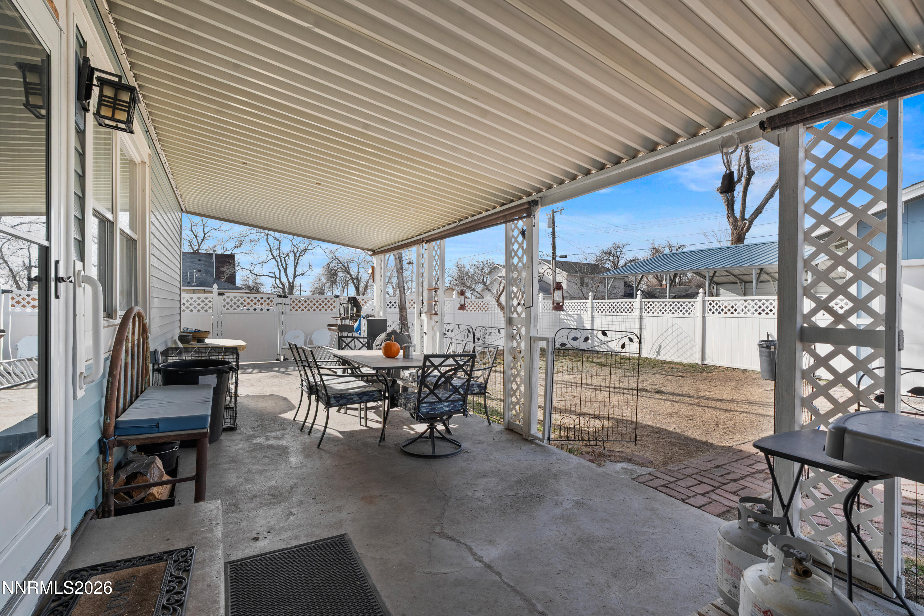 90 South Allen Street Fallon, NV 89406 - Photo 34 of 41 a view of living room kitchen and entryway