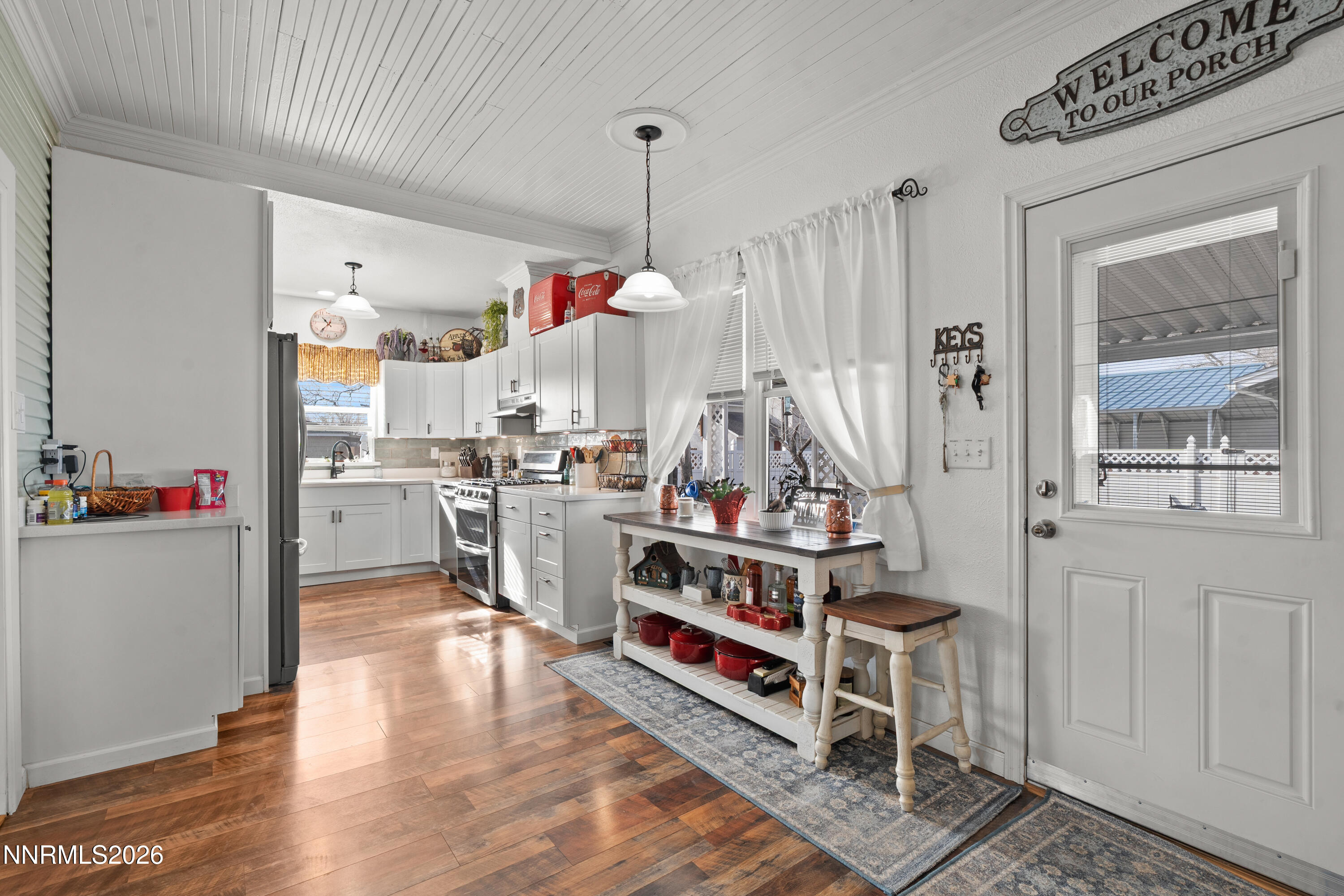 90 South Allen Street Fallon, NV 89406 - Photo 9 of 41 a room with wooden cabinets and white walls