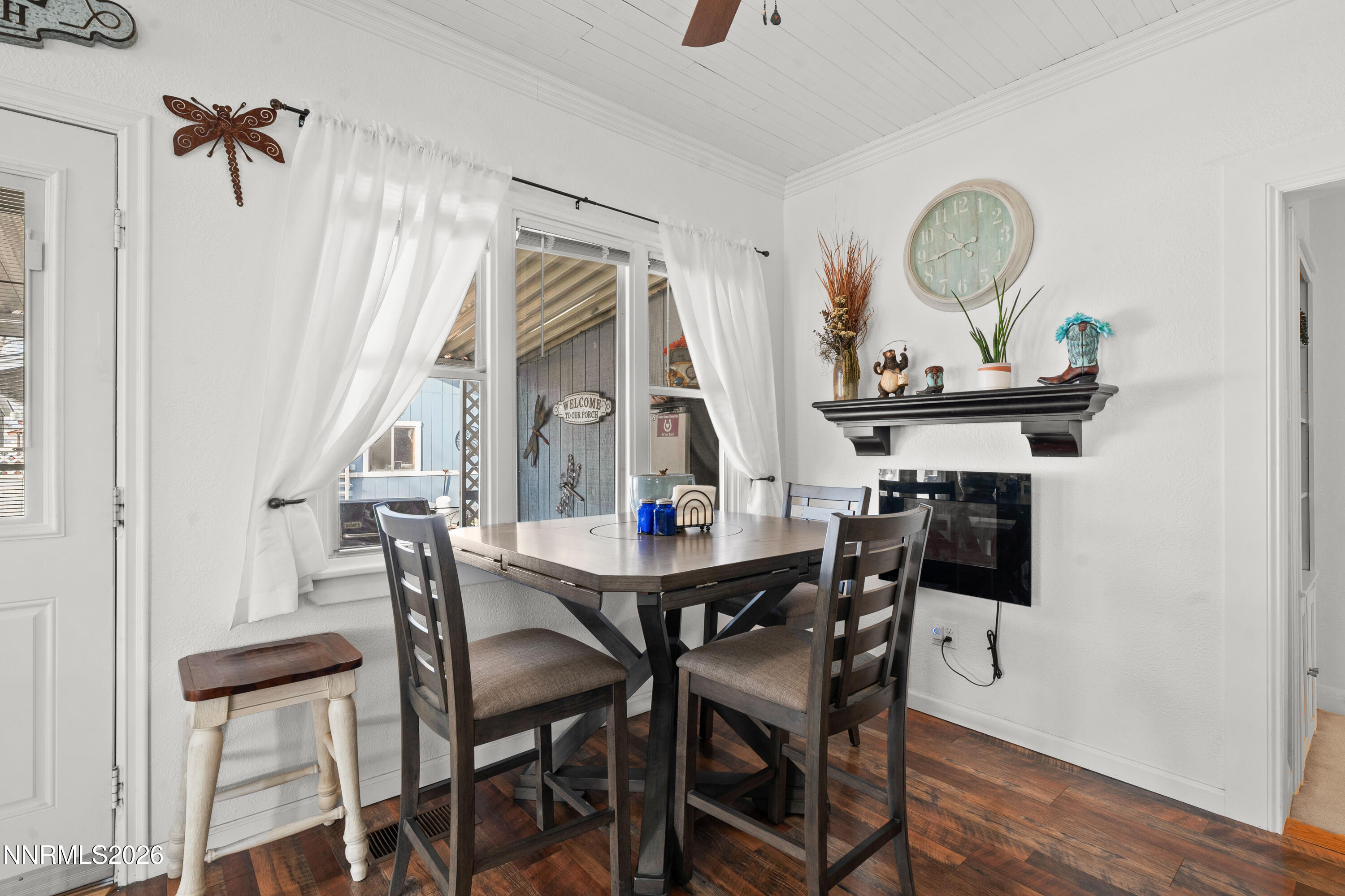 90 South Allen Street Fallon, NV 89406 - Photo 10 of 41 a view of a dining room and furniture
