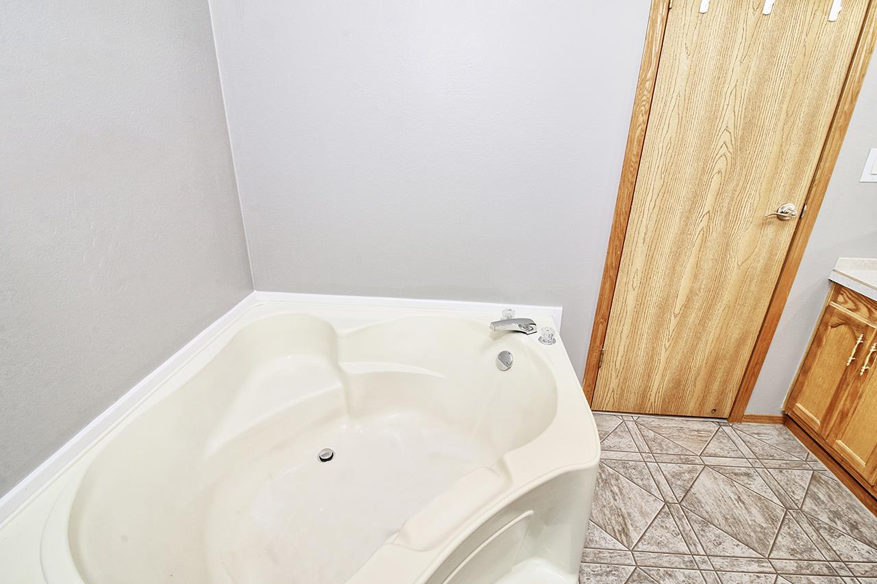 1057-19 19 1/2 Road Fruita, CO 81521 - Photo 15 of 37 Gallery Image 15