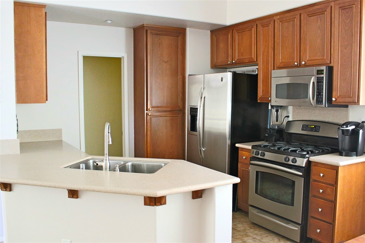 496 Almond Road San Marcos, CA 92078 - Photo 10 of 20 Gallery Image 10