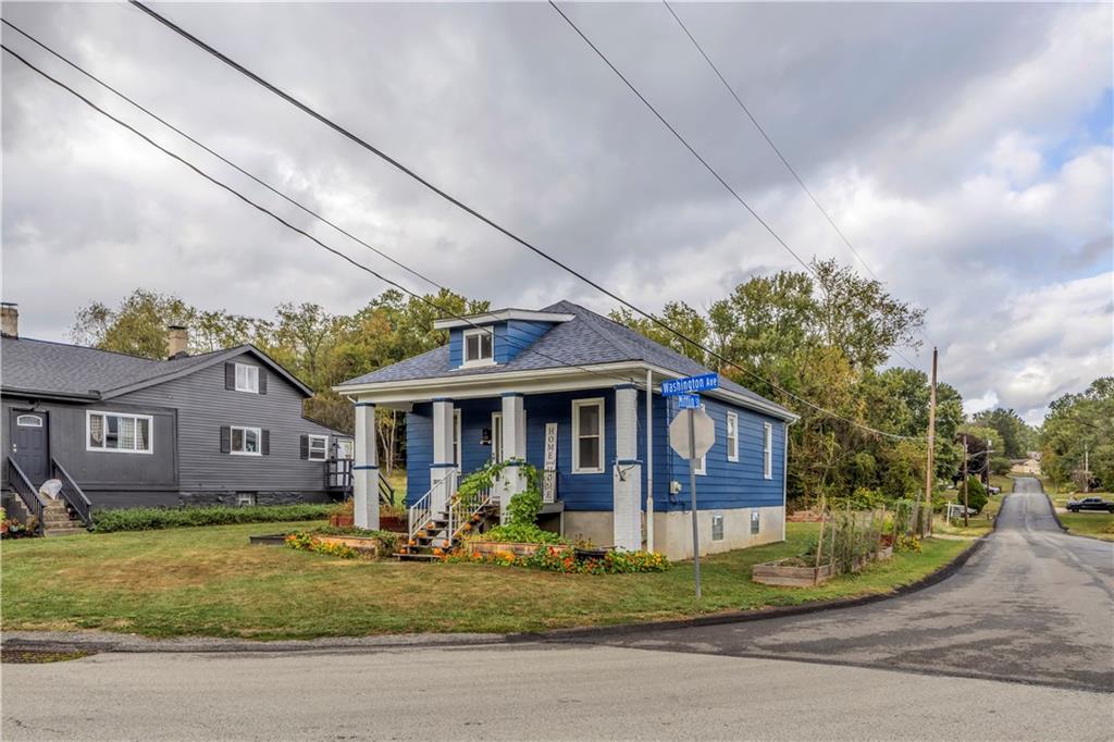 10149 Washington Avenue Irwin, PA 15642 - Photo 3 of 36