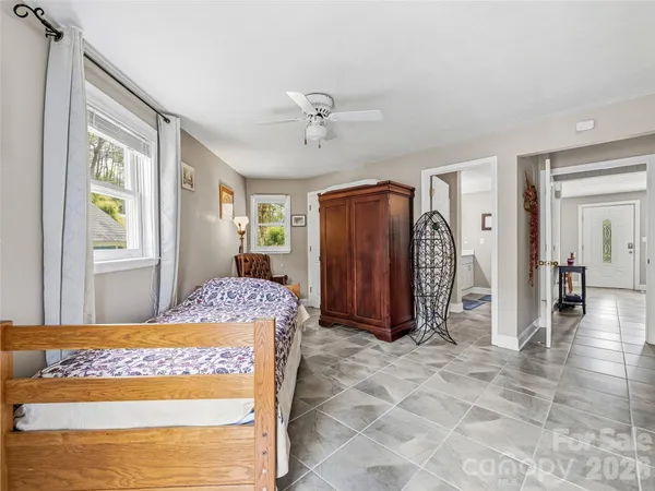 a view of livingroom with hardwood