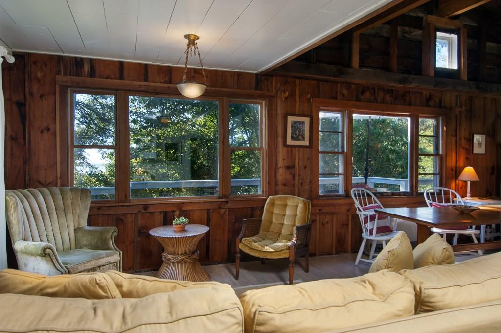 27 Massachusetts Road West Boothbay Harbor, ME 04575 - Photo 4 of 21 Living Area
