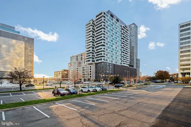 $1,165,000 | 1650 Silver Hill Drive, Unit 1007, McLean, VA 22102