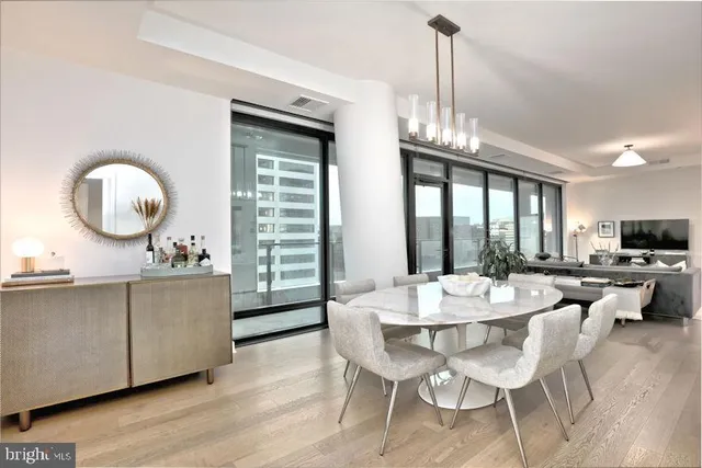 $1,165,000 | 1650 Silver Hill Drive, Unit 1007, McLean, VA 22102