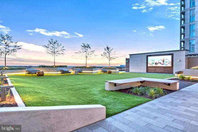 $1,165,000 | 1650 Silver Hill Drive, Unit 1007, McLean, VA 22102