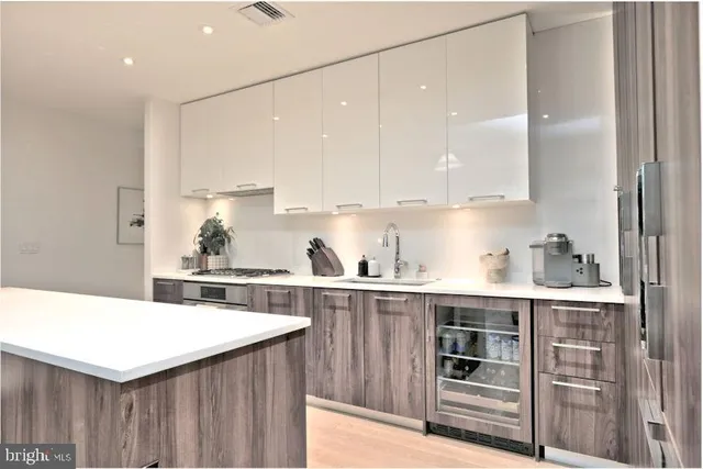 $1,165,000 | 1650 Silver Hill Drive, Unit 1007, McLean, VA 22102