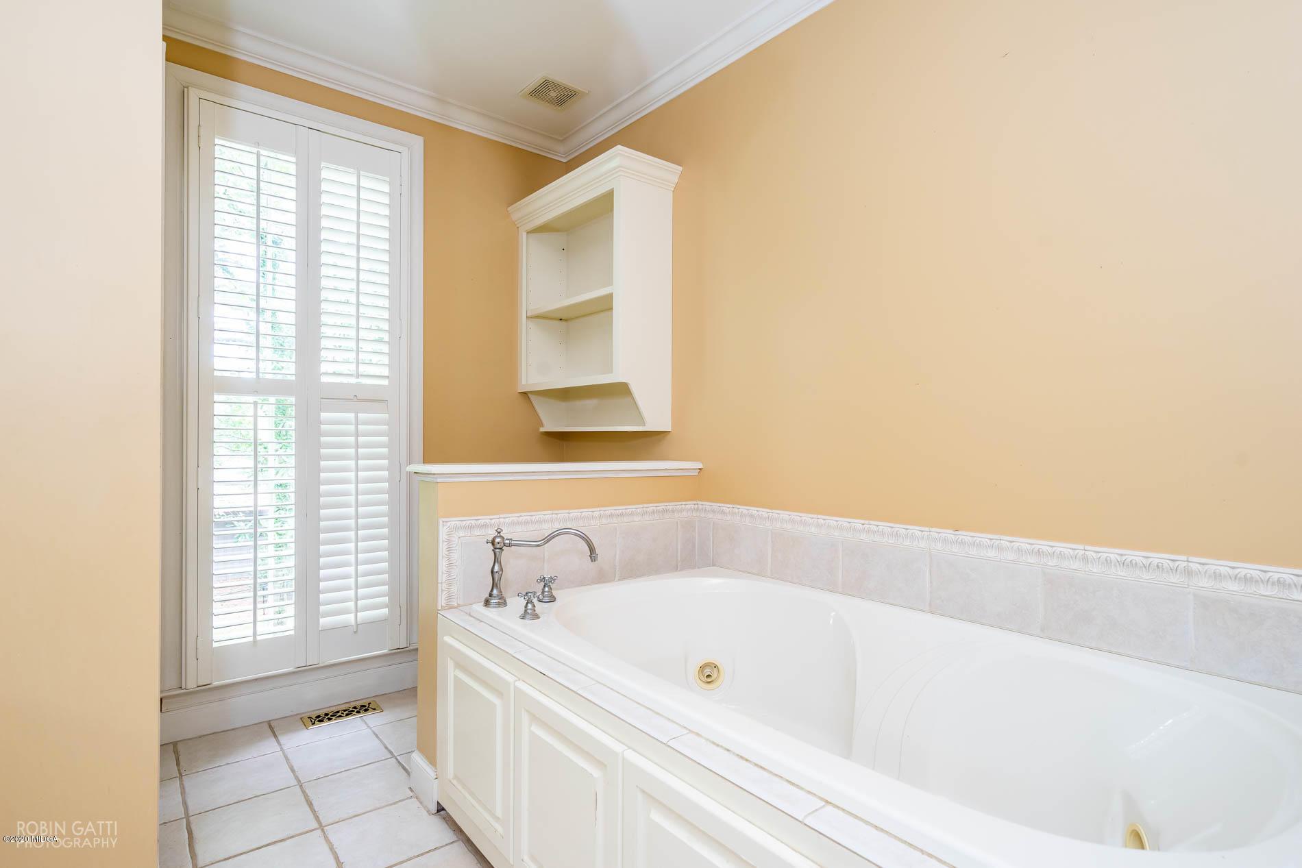 4284 Old Club Road East Macon, GA 31210 - Photo 20 of 58 DSC05645