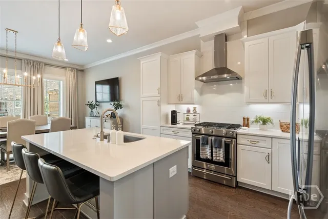 $1,015,000 | 410 Upper E Avenue, Savannah, GA 31401