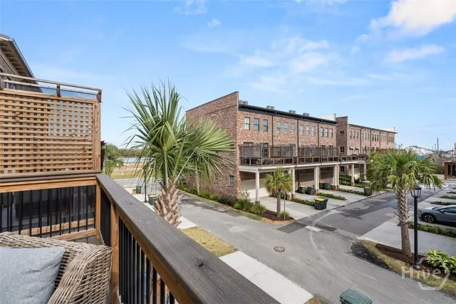 $1,015,000 | 410 Upper E Avenue, Savannah, GA 31401