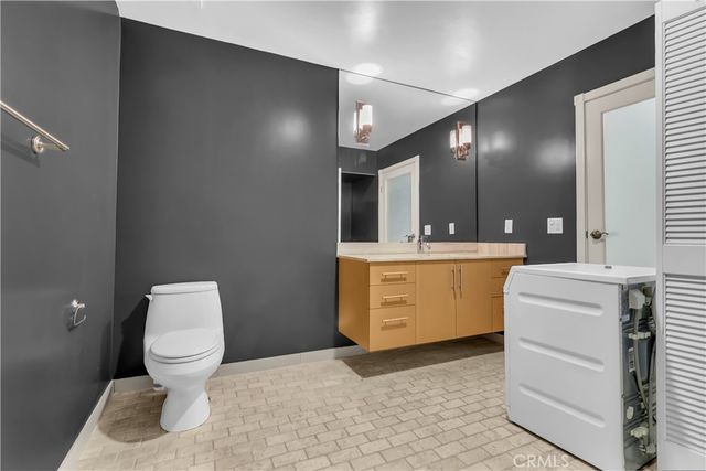 $1,068,375 | 510 South Hewitt Street, Unit 102, Los Angeles, CA 90013